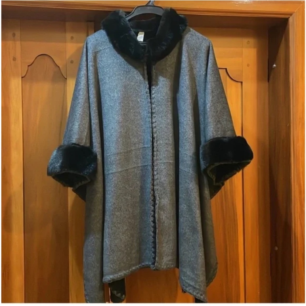 Ecuador Ruana Poncho Cape Alpaca wool One Size